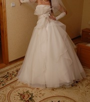 продам шикарное свадебное платье в Бресте
