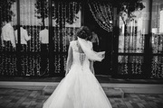 Свадебное платье ручной работы, расшито искусственным жемчугом